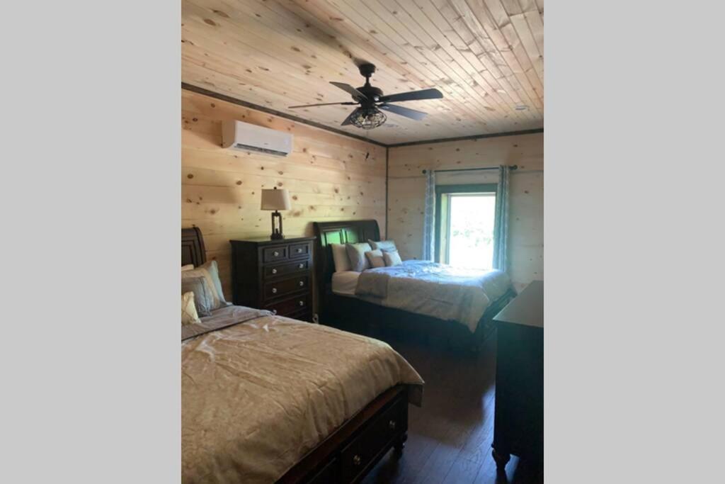 Chalet Village- Amazing Mountain Views - Piney Butt Place Gatlinburg Dış mekan fotoğraf
