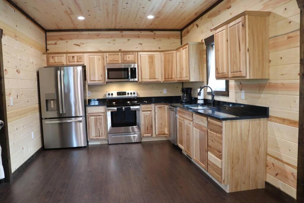 Chalet Village- Amazing Mountain Views - Piney Butt Place Gatlinburg Dış mekan fotoğraf
