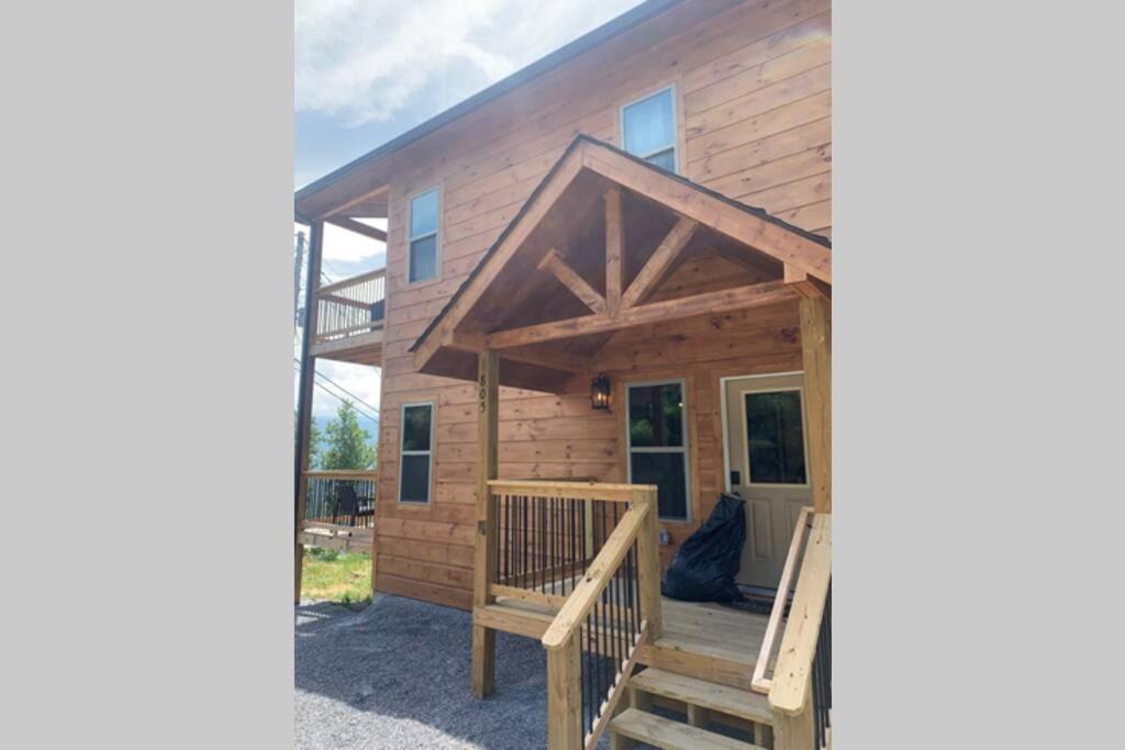 Chalet Village- Amazing Mountain Views - Piney Butt Place Gatlinburg Dış mekan fotoğraf
