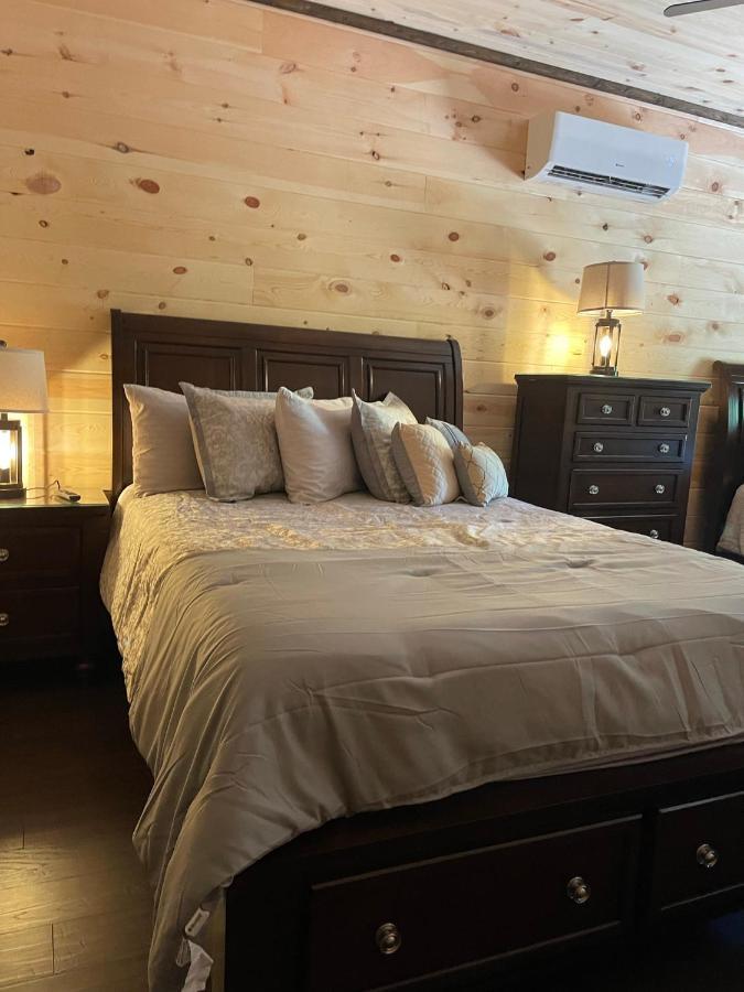 Chalet Village- Amazing Mountain Views - Piney Butt Place Gatlinburg Dış mekan fotoğraf